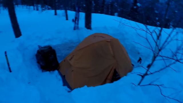 Скалы Айгир (зимний поход с ночевкой) смотреть онлайн