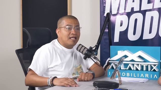 "Yo llegaba al cole con chofer" - Regreso al cole | Los Malditos Podcast / Ep. 12 Temp. 4 смотреть онлайн