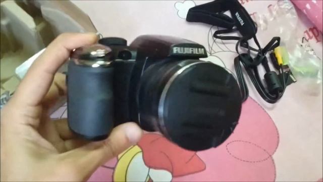 Fujifilm Finepix S4300 Unboxing смотреть онлайн