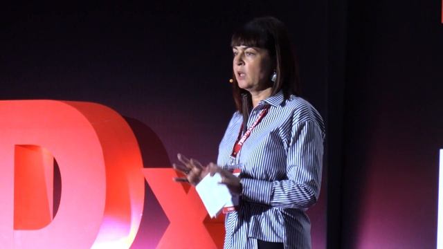Город в моей голове / City in my head | ELENA ZELENTSOVA | TEDxRANEPA смотреть онлайн