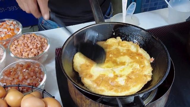 Foodie Paradise - lively street food смотреть онлайн