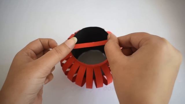 Paper Lantern/Lamp DIY | Easy Christmas Lantern Crafts | How To Make Aakash Kandil/Lantern/Lamp