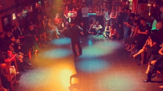 Analía Centurión y Sergio Almiron en MILONGA A LA PARILLA 2/2 смотреть онлайн