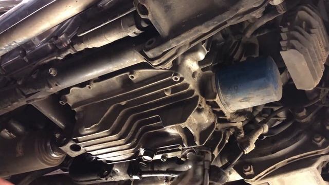 Ревизия уплотнения масляной магистрали Yamaha XVZ 1300 Royal Star / Venture / V-Max смотреть онлайн