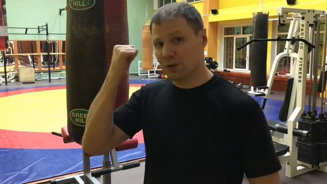 Как бить, чтобы голова отрывалась.. Присед 190 кг + история из жизни смотреть онлайн