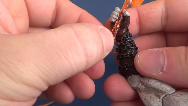 Throwback | NECA God of War II Kratos with Flaming Blades of Athena Figure смотреть онлайн