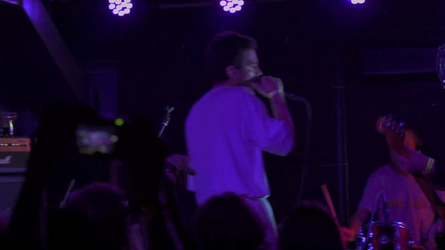 Циркониевый браслет (live) смотреть онлайн
