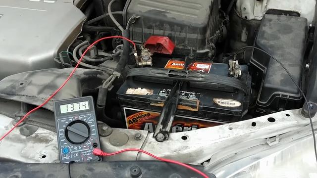 Como probar el alternador de un carro con un multímetro (teoría y práctica) смотреть онлайн