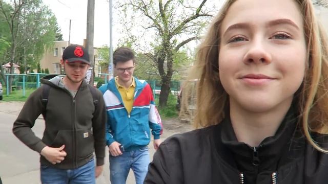 VLOG: НА ДАЧЕ С ДРУЗЬЯМИ ? смотреть онлайн