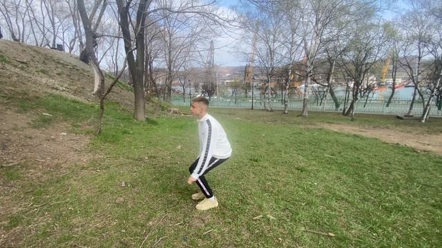 КАК НАУЧИТЬСЯ ДЕЛАТЬ ЗАДНЕЕ САЛЬТО ЛЕГКО И БЫСТРО? смотреть онлайн