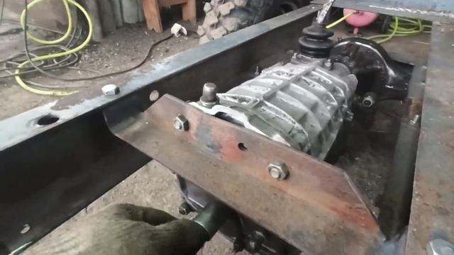 минитрактор классика своими руками ( установка моста,коробки,сидения) #Фсёпро100 смотреть онлайн