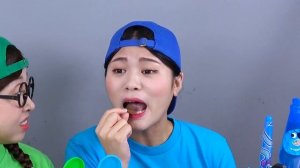 Синий VS Зеленая еда Вызов ДОНА DONA