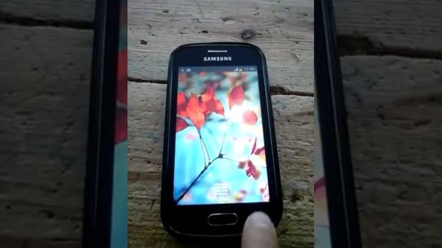 Небольшой краш-тест телефона Samsung Galaxy Trend GT-s7390 смотреть онлайн