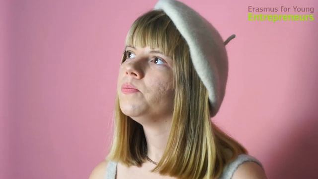 Turning a childhood dream into reality - being an entrepreneur I Sara Simackova | EYE Program смотреть онлайн