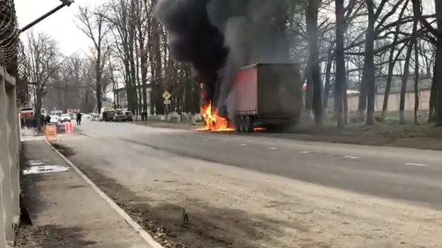 Сгорела фура в Краснодаре смотреть онлайн