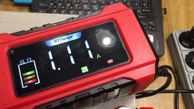 RJ Tianye RJ-C120501B - з/у для 12В АКБ, графики заряда.