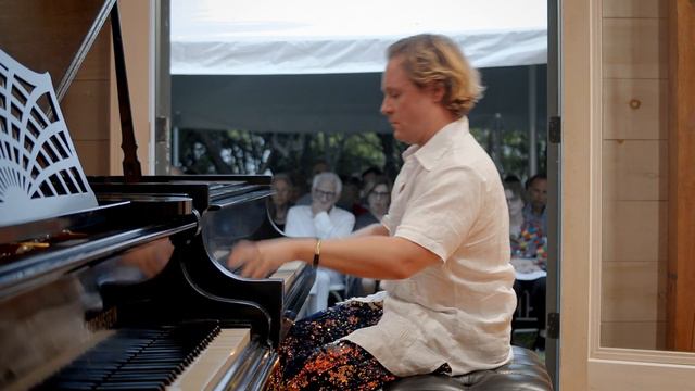 Konstantin Soukhovetski perform Sparks by Polina Nazaykinskaya at 2019 Pianofest In The Hamptons. смотреть онлайн