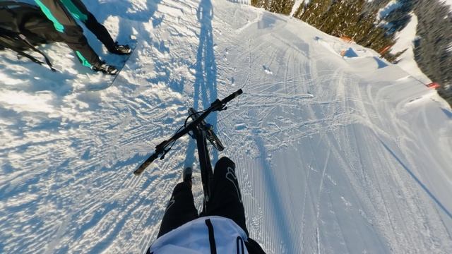 Schlüsselbein GEBROCHEN?! Mit dem RAD im SNOWPARK?! смотреть онлайн