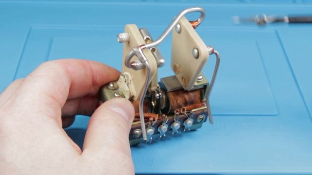 Реле тещин язык (РАД, хлопушка). Описание конструкции и принципа работы. смотреть онлайн