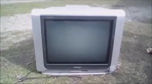 Что внутри кинескопного телевизора
