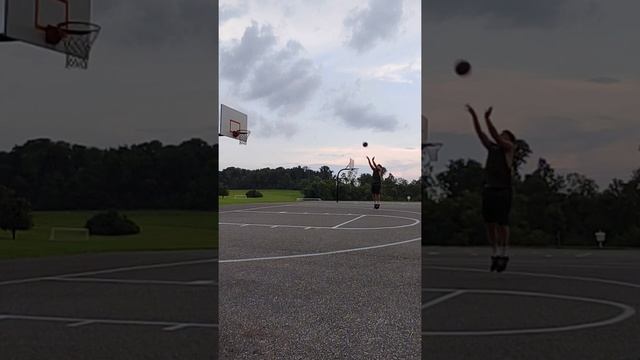 Jumper with slomo swish смотреть онлайн