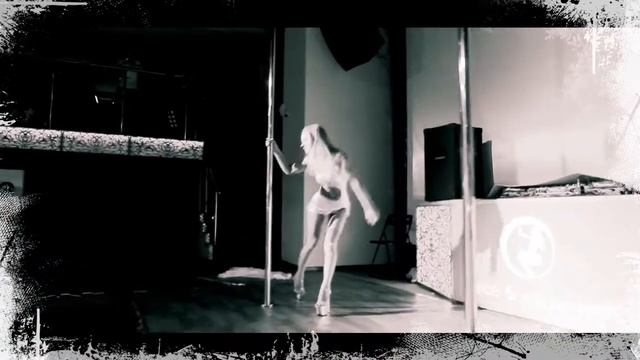 лучший в Облаках! танец на пилоне смотреть онлайн