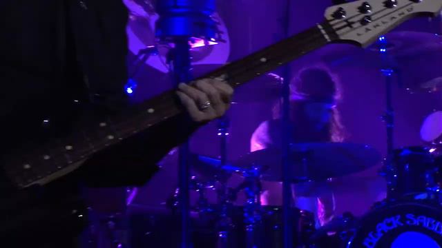 Black Sabbath - N. I. B. (Gathered In Their Masses 2013) HD