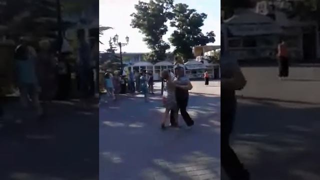 Танцы в Севастополе. смотреть онлайн