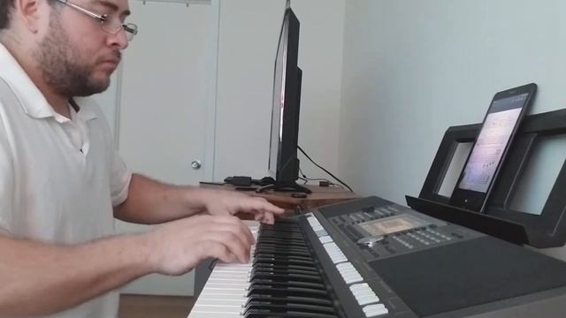 WE ARE THE CHAMPIONS/QUEEN PLAYED ON YAMAHA PSR-S970 смотреть онлайн