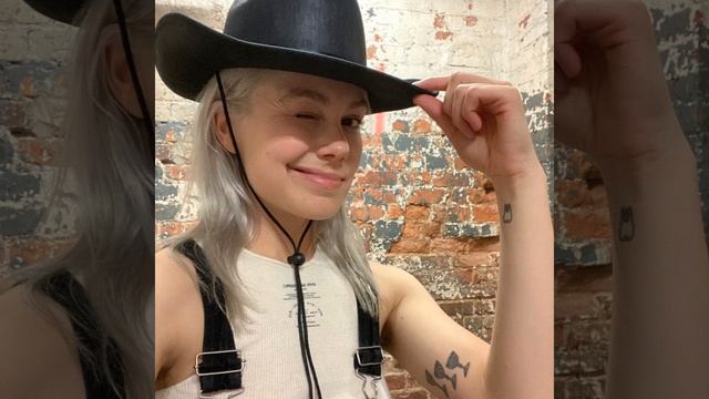 Country Motion Sickness смотреть онлайн