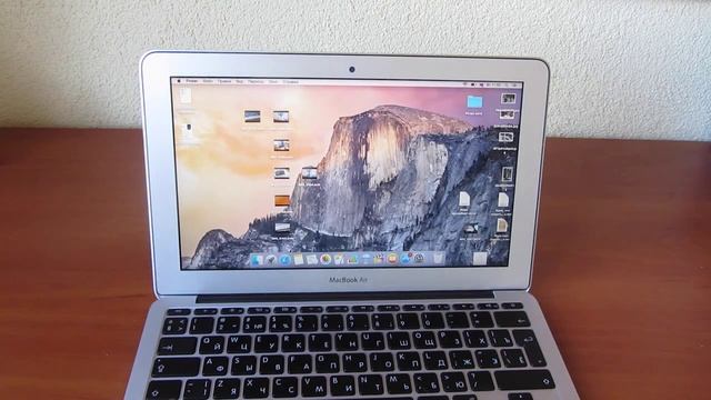 Обзор Macbook Air 11! Стоит ли его покупать? смотреть онлайн