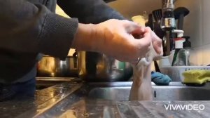 Как правильно чистить осьминога.