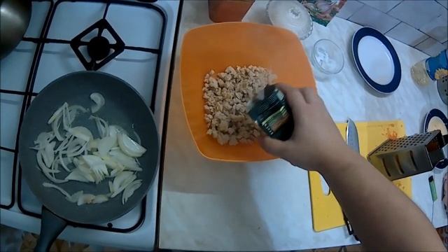 Пироги с корицей и яблоками