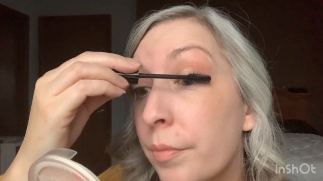 Mascara Monday! L’Oréal Telescopic Lift review demo first impression over 40 makeup смотреть онлайн