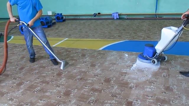Чистка ковров роторной машиной XINBA H6503 смотреть онлайн