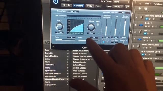 vocoder KORG M3, Harmonizer KORG MP-10 Pro смотреть онлайн