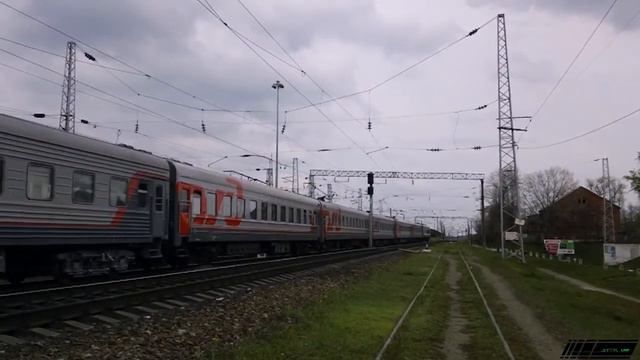 ЭП1М-458 с поездом №121 Владикавказ - С-Петербург смотреть онлайн