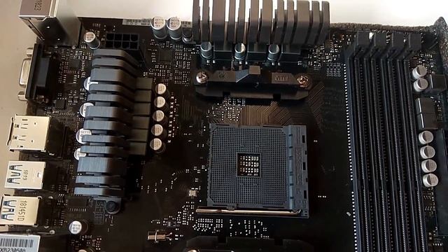 Рынок материнских плат AMD Ryzen AM4
