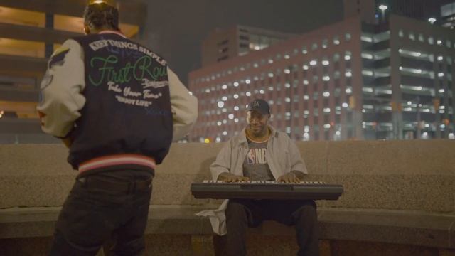 Rico Bryant and Ferrari fly - Freeplay (Official music video) смотреть онлайн