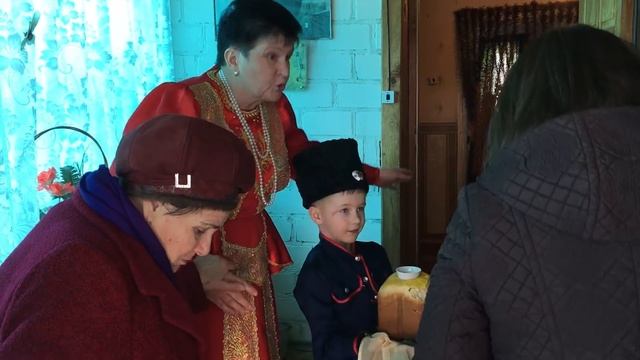 Чисто символический завтрак в день рождения сестры смотреть онлайн