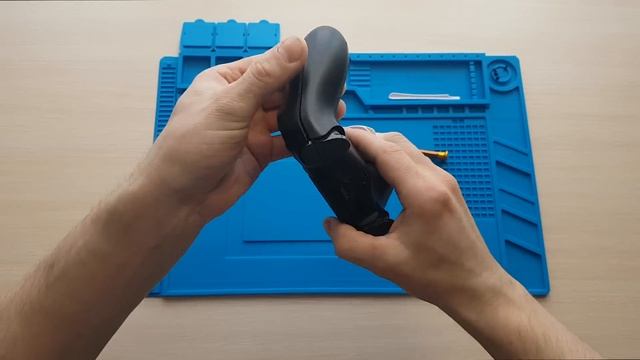 ЗАЛИПАЕТ СТИК / СТИК ВЕДЕТ / ГЛЮЧИТ DUALSHOCK 4 на Playstation 4