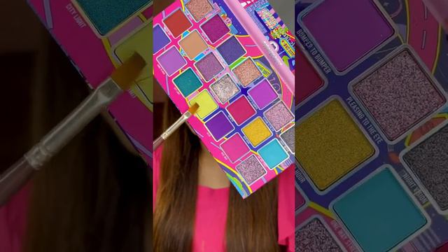 CHAOTIC ELEMENT 21 COLOR PALETTE смотреть онлайн