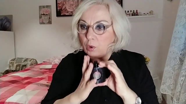 Black Opium,YSL смотреть онлайн