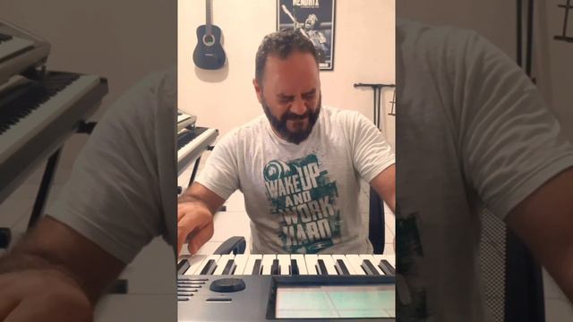 Hammond B3 - Korg Kronos смотреть онлайн