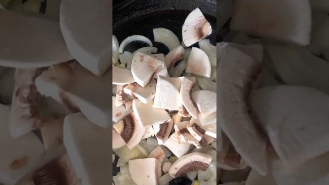 Гречка на італійський лад "Гречотто". Детальний рецепт дивись на нашому каналі! смотреть онлайн