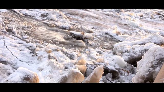 Ледоход своими глазами. Хабаровск. 1 мая 2013г. смотреть онлайн