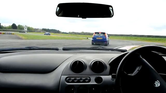 Ford Cougar V6 at Castle combe spring action day 25.4.15 смотреть онлайн