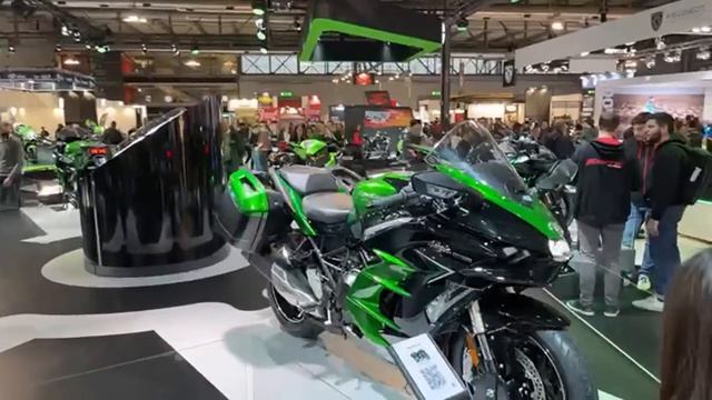 LIVE EICMA 2022 JOUR 2: KAWASAKI, APRILIA, PEUGEOT???? смотреть онлайн
