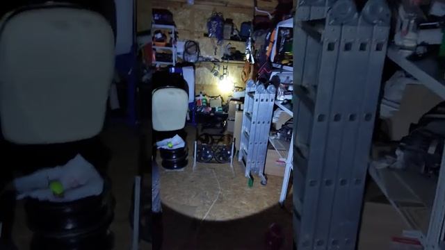 Фонарь Gauss модель GFL601 7W 200lm Li-ion 3000mAh LED. Обзор.