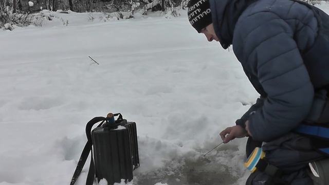 УДАЛОСЬ НАЙТИ РЫБКУ! Прогулки по родным водоёмам - Болен Рыбалкой №626 смотреть онлайн